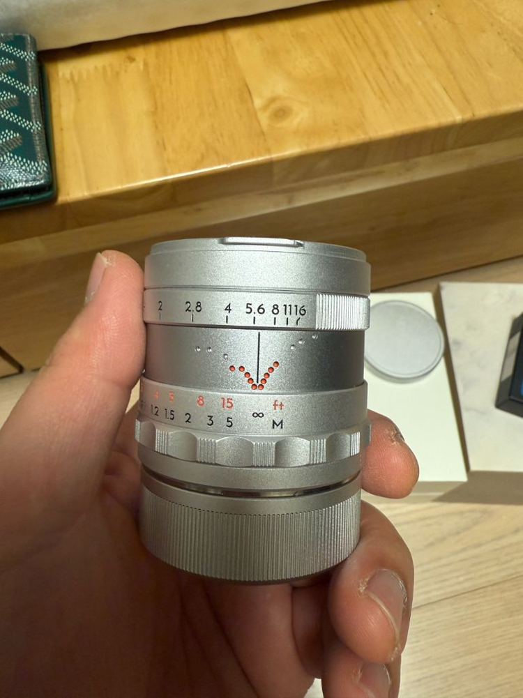 thypoch) 타이포크 시메라 35mm/f1.4 실버 판매합니다 이미지