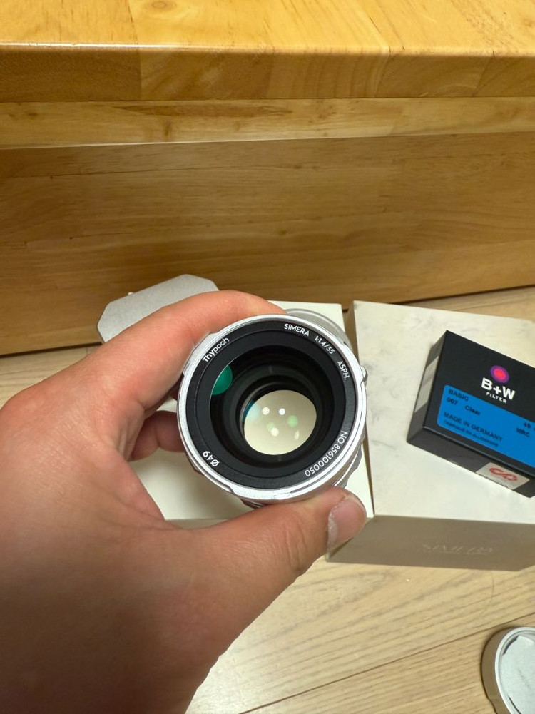 thypoch) 타이포크 시메라 35mm/f1.4 실버 판매합니다 이미지