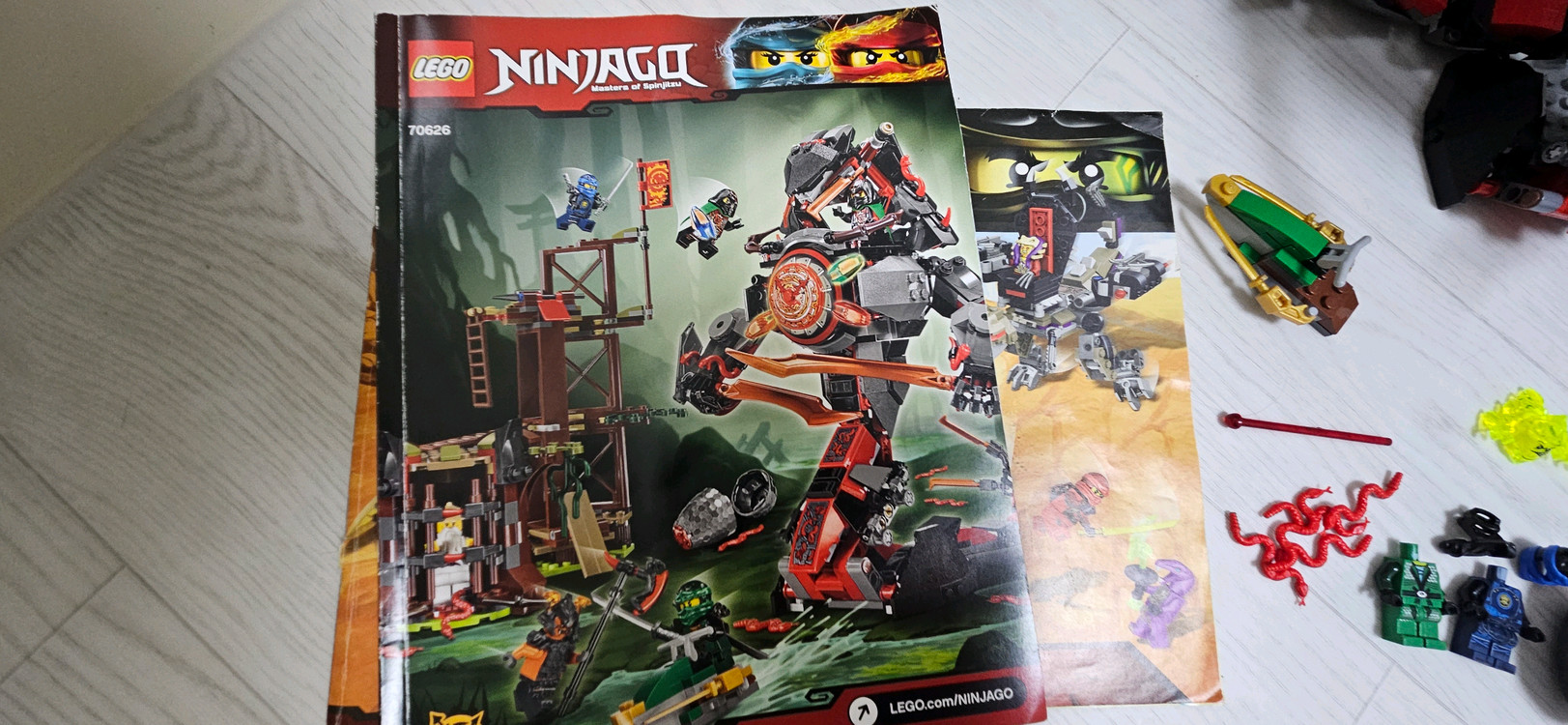 [일괄] 레고 닌자고 시티 정원 + 아이언 둠, 전차 이미지