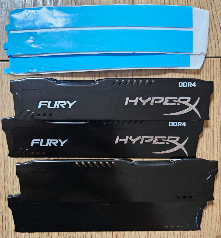 삼성 DDR4 2666 8gb 메모리 동일주차 2개와 방열판 일괄판매 이미지