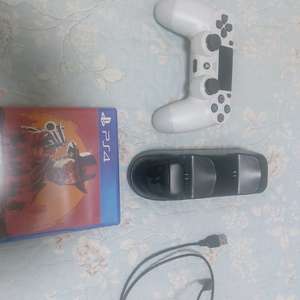 플스4 듀얼쇼크4와 게임시디 일괄 팝니다 이미지