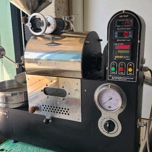 커피 로스터기 이미지