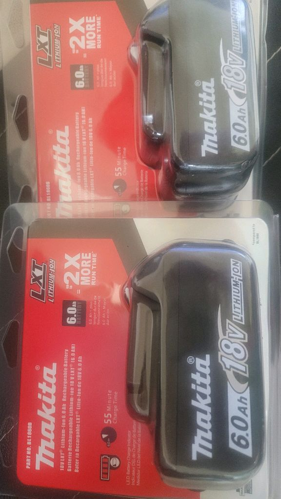 마끼다 듀얼 고속충전기 배터리 이미지