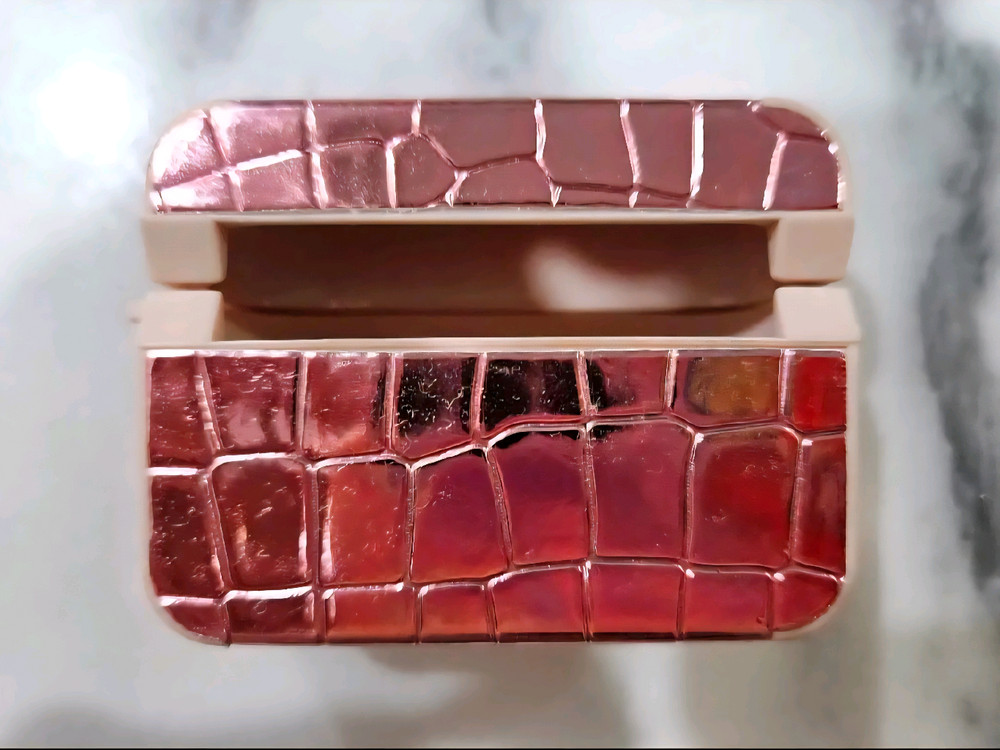 에어팟 프로 케이스 이미지