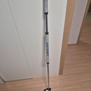 오딧세이 AI-CRUISER 브룸스틱 퍼터 이미지