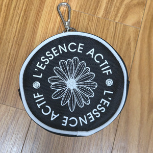 마르디 메크르디 골프 액티브 엠블럼 볼 파우치 이미지