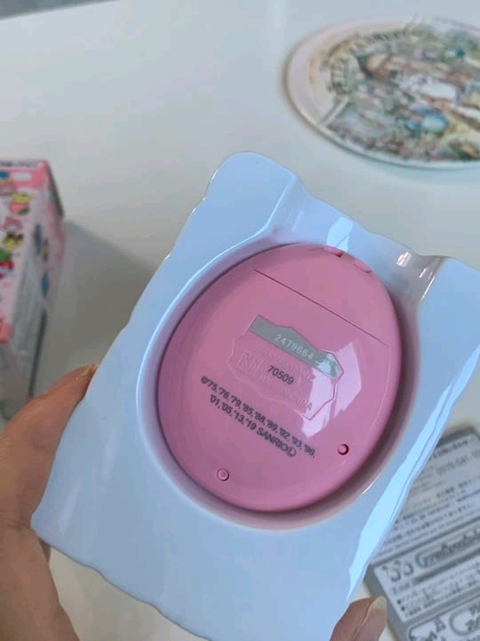 다마고치 산리오 미츠 풀박스 이미지