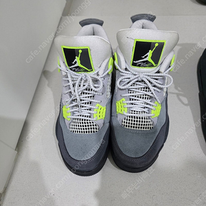 조던4 레트로 SE 95 네온 CT5342-007 235, 285 각1켤레씩 이미지