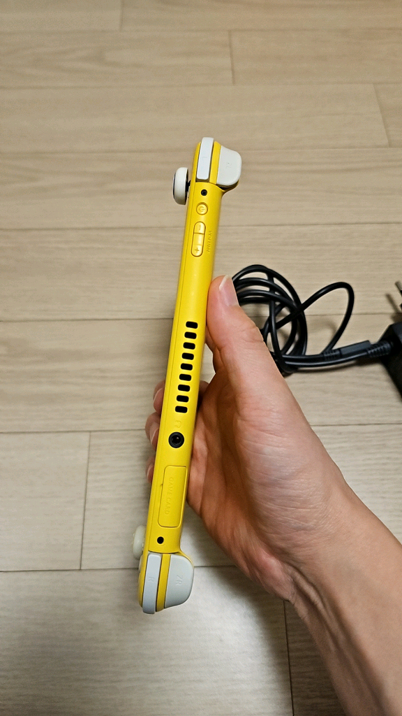 S급 닌텐도 스위치 라이트 nintendo 이미지