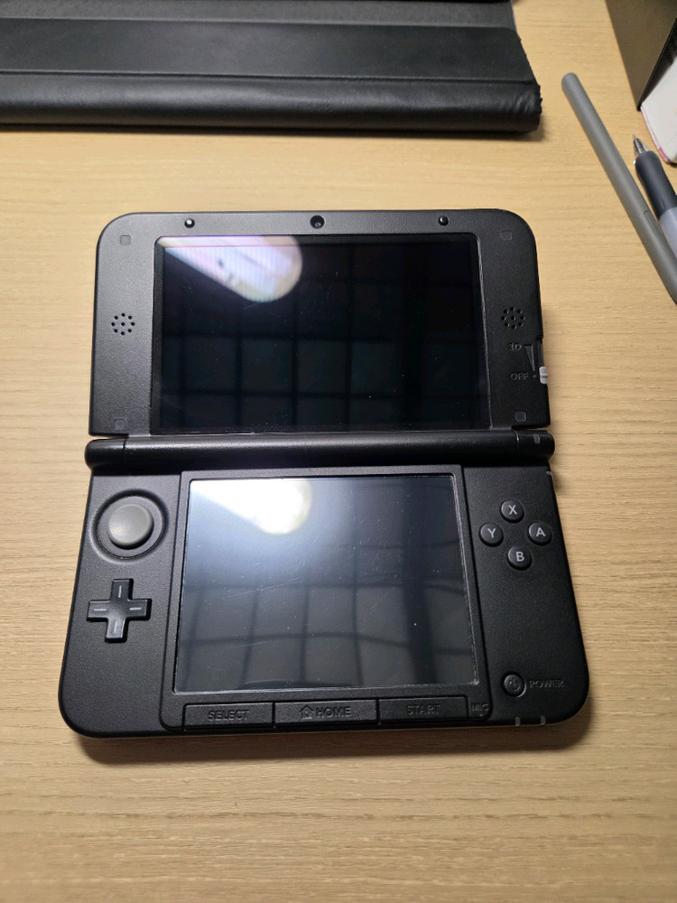 닌텐도 3ds XL 레드 구큰다수 이미지