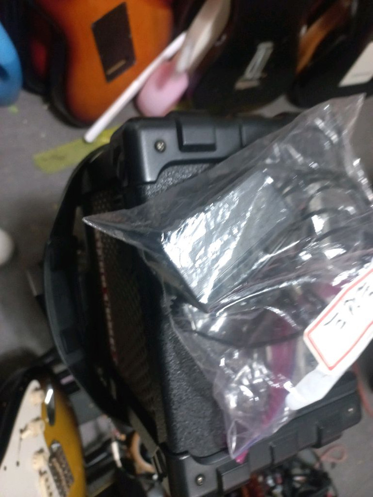 로랜드 마이크로 큐브 앰프 이미지