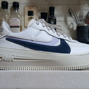 나이키 에어포스1 250사이즈 이미지