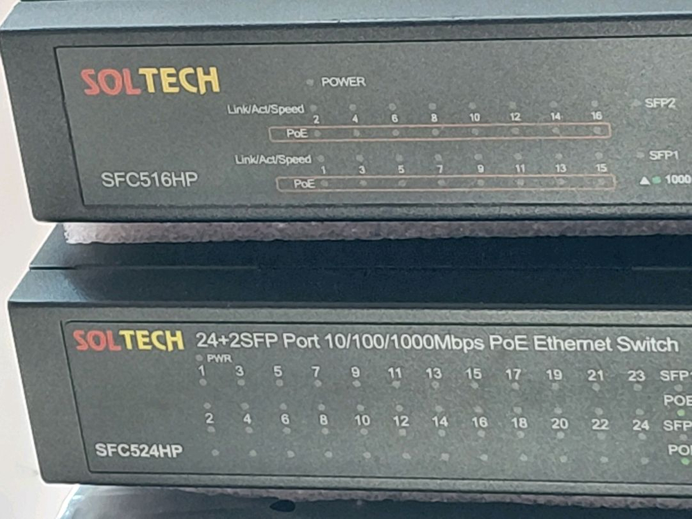 NETGEAR CCTV PoE 스위칭허브 24포트 기가 PoE허브 10/100/1000Mbps 이미지