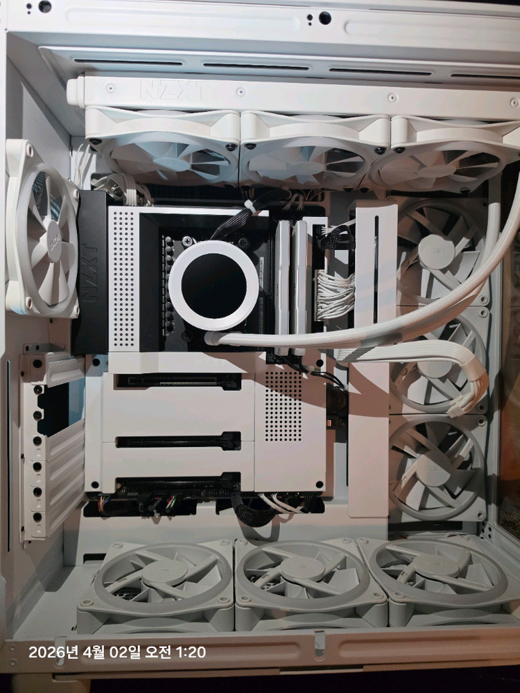 7950x3d 64g 반본체 판매 합니다(그래픽카드는 없음) 이미지