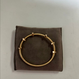 18k 에크루 금팔찌 판매합니다. 이미지