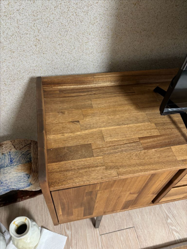 원목 거실 TV장 이미지