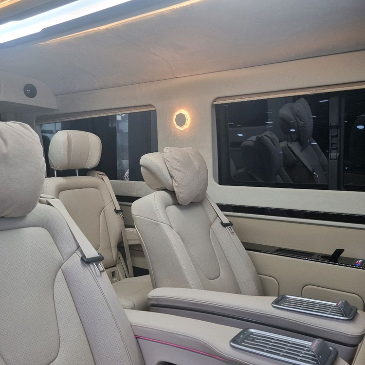 신차, 중고차. 9인승. 11인승. 15인승. 카니발. 스타리아. 쏠라티. 스프린트. 이미지