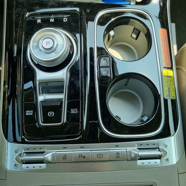 신차, 중고차. 9인승. 11인승. 15인승. 카니발. 스타리아. 쏠라티. 스프린트. 이미지