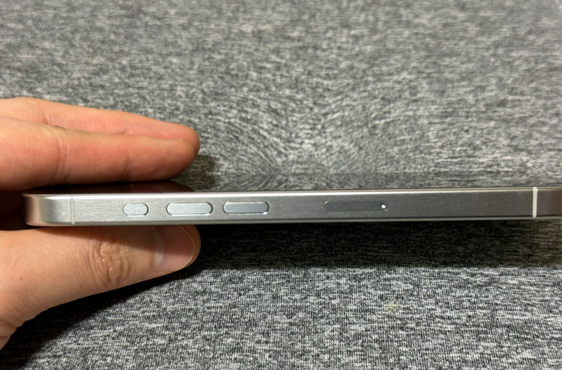 아이폰 15프로 pro 화이트 256기가 공기기/서울 이미지