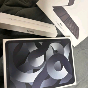 아이패드 에어 5세대256기가 + 애플펜슬 2 이미지