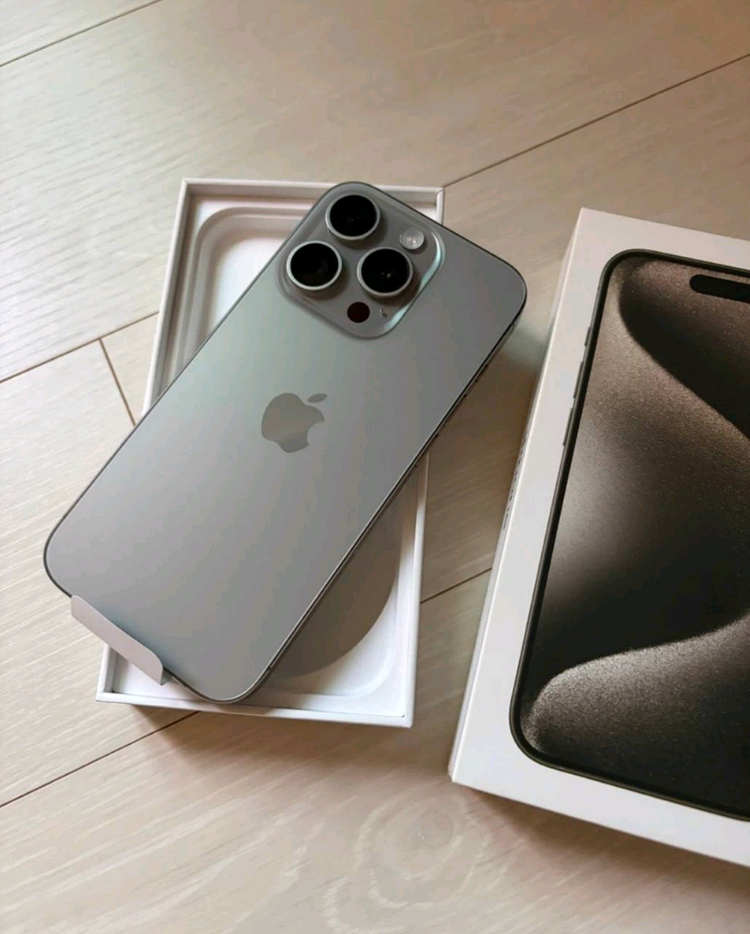 아이폰15프로 256 리퍼 새제품 자급제 이미지