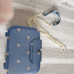 크로스백 이미지