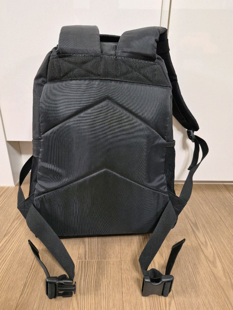 칼하트 WIP 킥 플립 백팩 여행가방 이미지