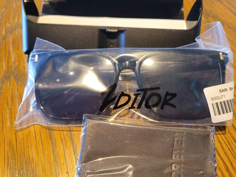 미착용/남여공용 블랙 선글라스 한 개 이미지