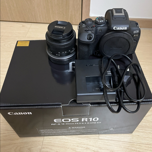 캐논 R10 18-45 렌즈킷 이미지