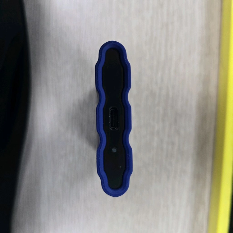 삼성 외장SSD T7 SHIELD 2TB 판매합니다 이미지