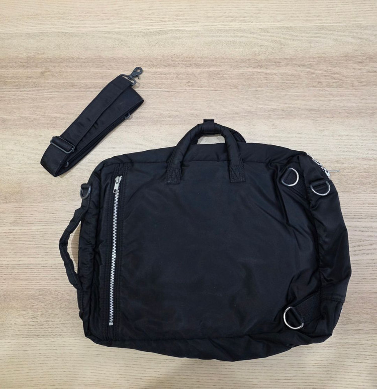 요시다 포터 탱커 3WAY 브리프케이스 백팩 블랙 판매. 622-79308 이미지