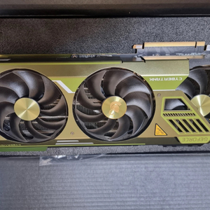 RTX 4080 SUPER 갈라도르 판매 이미지