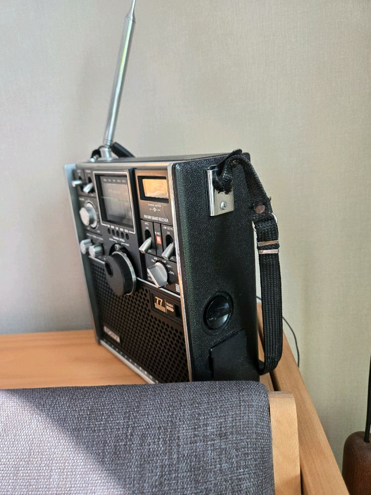 소니 icf 5800 빈티지 라디오 이미지