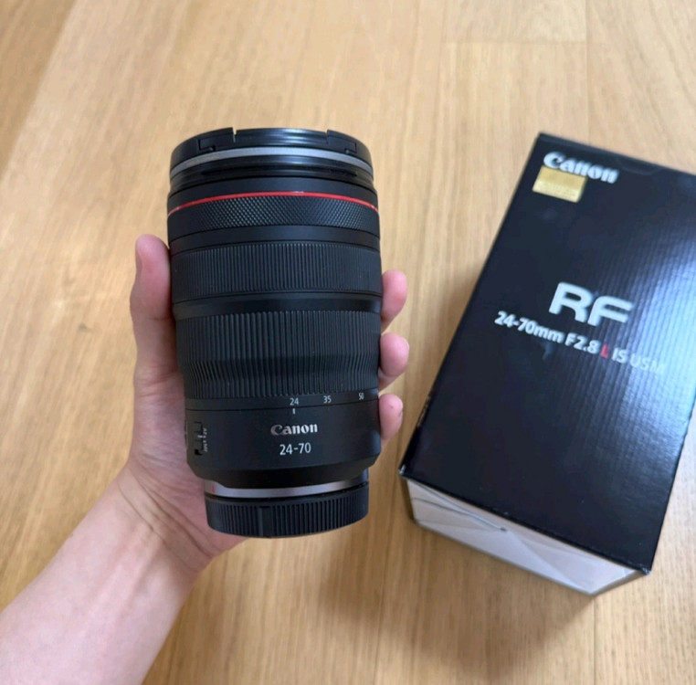 캐논 eos r6mark2 + rf 24-70mm f2.8 L is usm 이미지