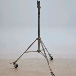 쿠포 KUPO 마스터 씨네스탠드 이미지