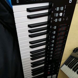 m-audio oxyzen 49+oxyzen 61 팝니다 이미지