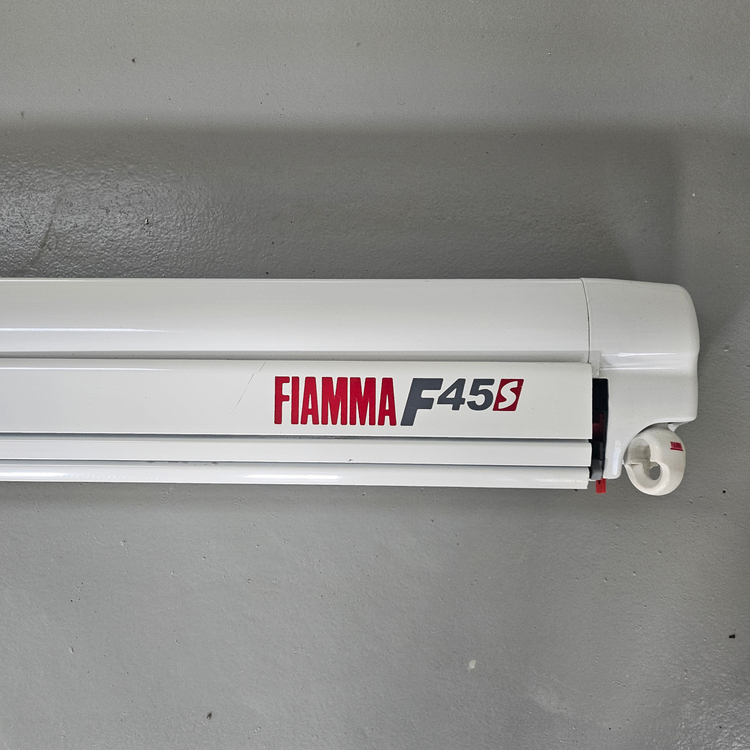 캠핑카사이드어닝 피아마 FIAMMA F45S 260 차량 사이드어닝 이미지