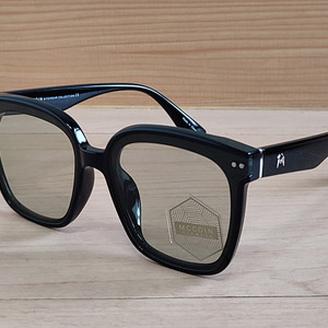 남성선글라스 빅사이즈 얼큰 자외선차단 안경테 경량 선그라스 새상품 이미지