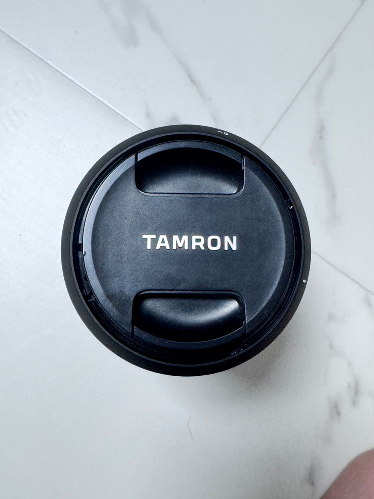 탐론 17-70mm F2.8 소니 E마운트 판매합니다 (A급 / UV필터 포함) 이미지