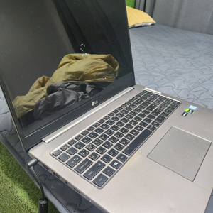 lg그램 i7-8세대 16/512 gtx1650 17ud90-px76k 최고사양 게이밍 노트북 팝니다 이미지