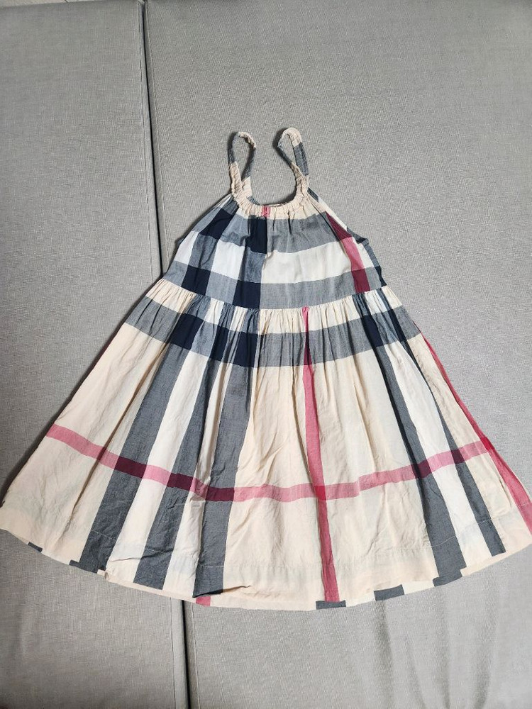 버버리 키즈 원피스 7y 이미지