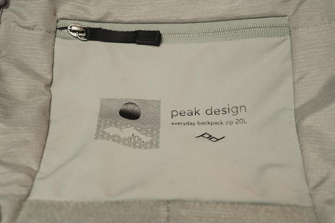 픽디자인 에브리데이 백팩 짚 20L 판매합니다 이미지
