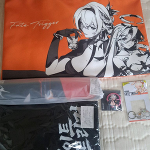 페이트 트리거 쇼케이스 굿즈 세트 이미지