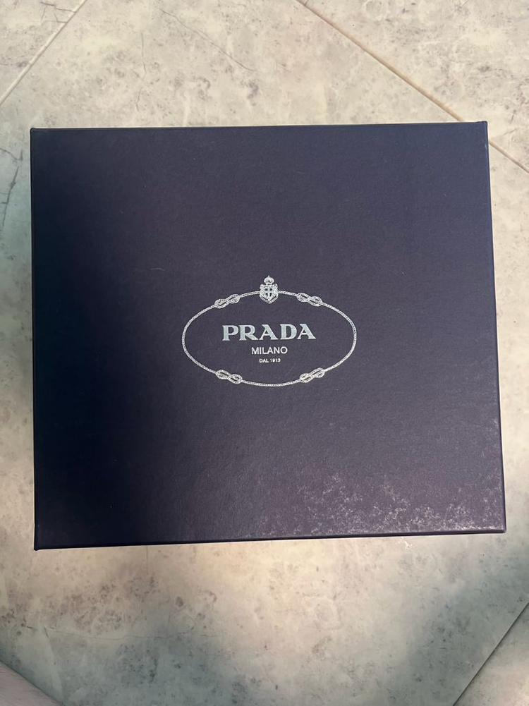 (새상품)프라다 키즈 스니커즈 블랙 31사이즈 이미지