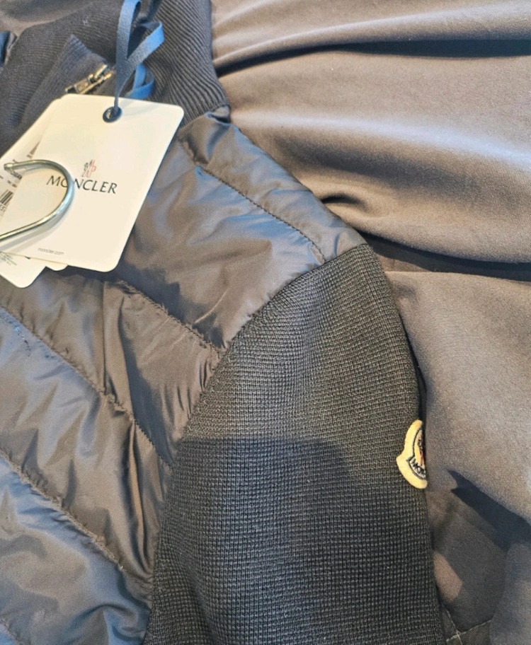 몽클레어 패딩니트 정품 M 새상품 이미지