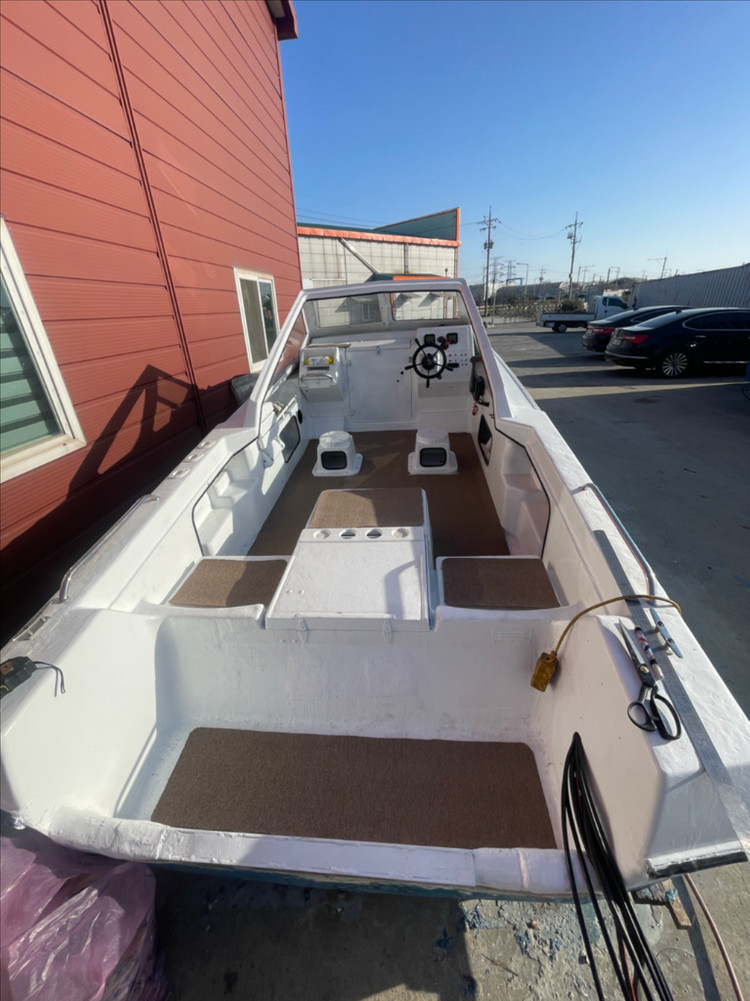 낚시보트 이미지