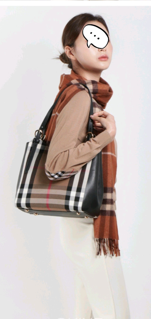 버버리 캔터비 숄더백 토트백 정품S급(감정O)구찌프라다루이비통디올고야드샤넬셀린느보테가생로랑발렌시아가가방 이미지