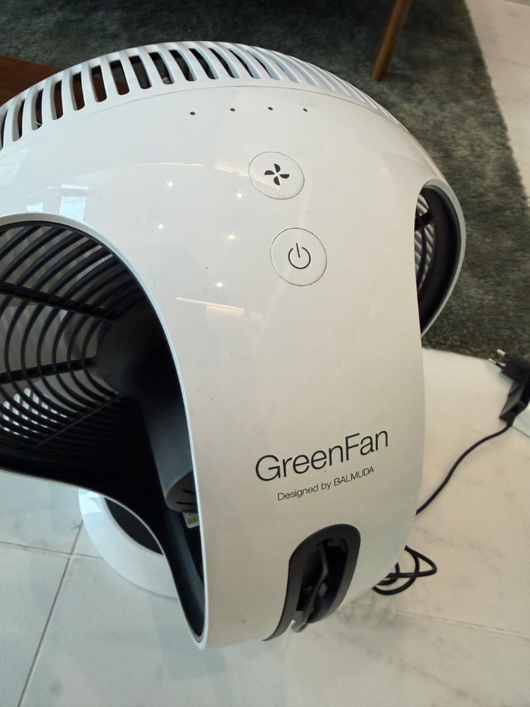발뮤다 그린팬 서큘레이터 선풍기 디자인 인테리어 무인양품 리바트 이미지