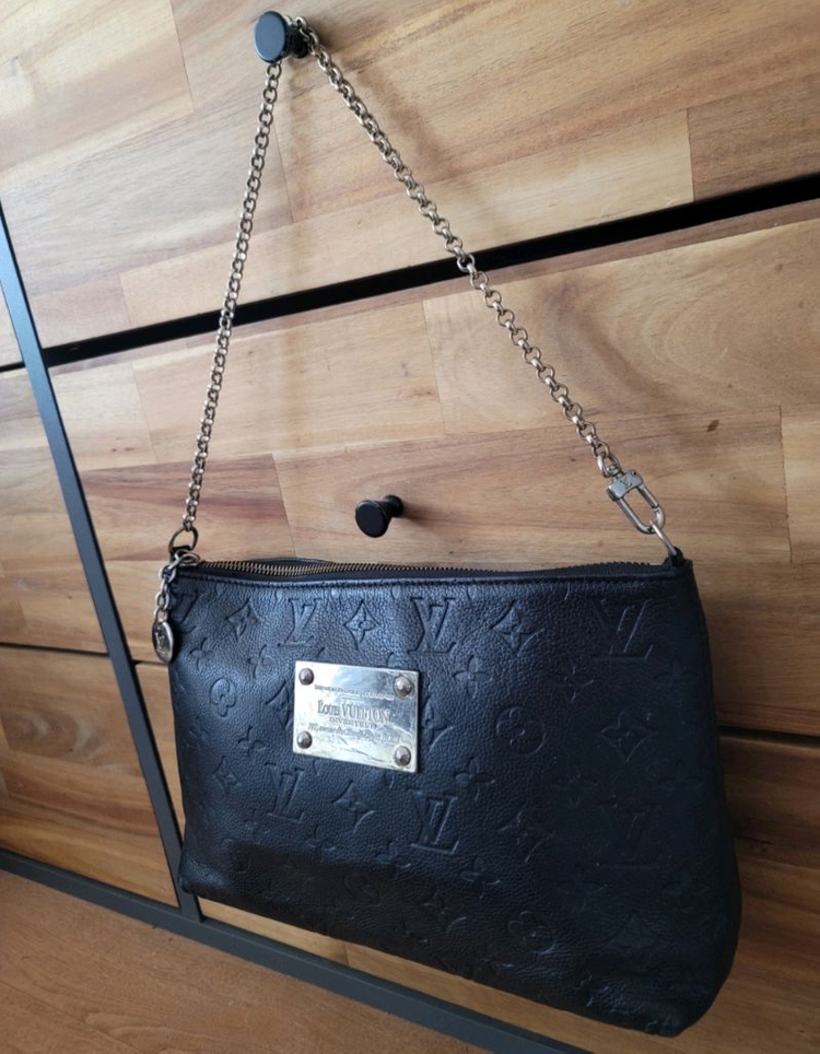 (정품) 루이비통 앙프렝뜨 리브 포쉐트 백. 가방 !! 이미지