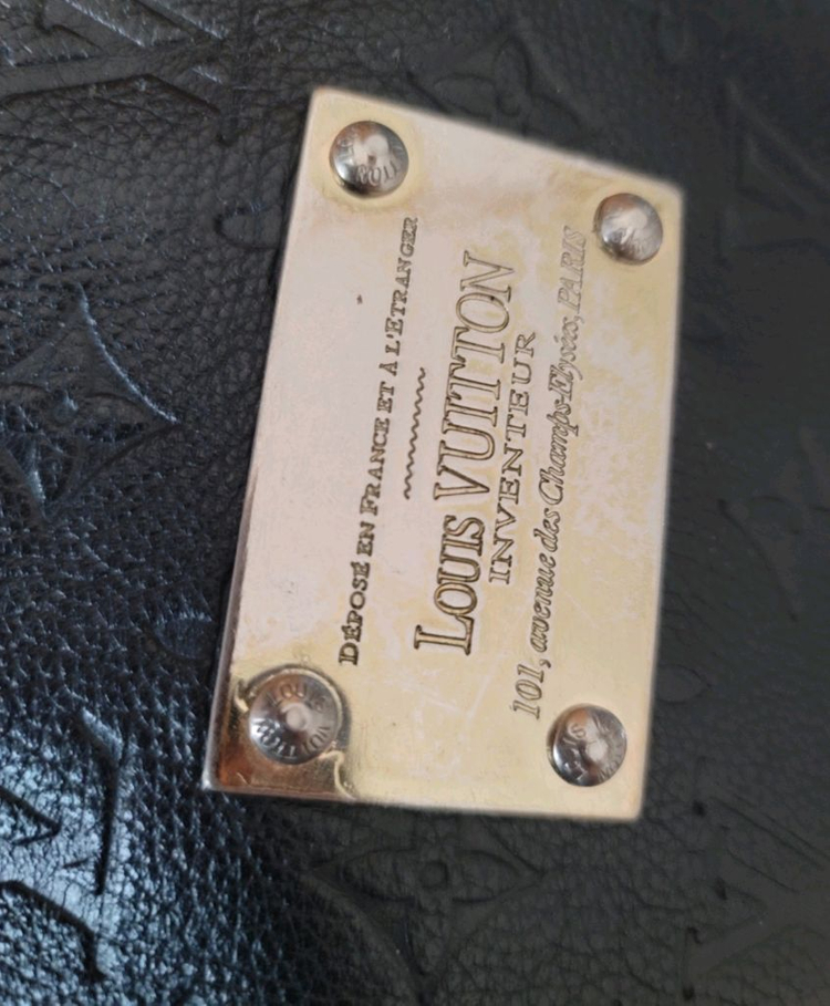 (정품) 루이비통 앙프렝뜨 리브 포쉐트 백. 가방 !! 이미지